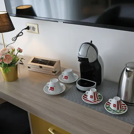 Cavour Lr Collection Roma