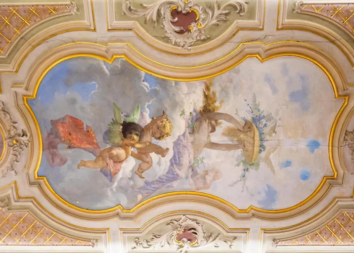 Cavour Lr Collection 4* Rom