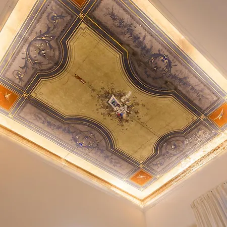 Cavour Lr Collection 4*