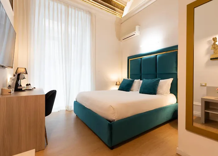 Cavour Lr Collection Roma